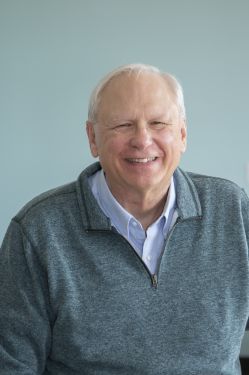 Pastor_Weinhold.jpg